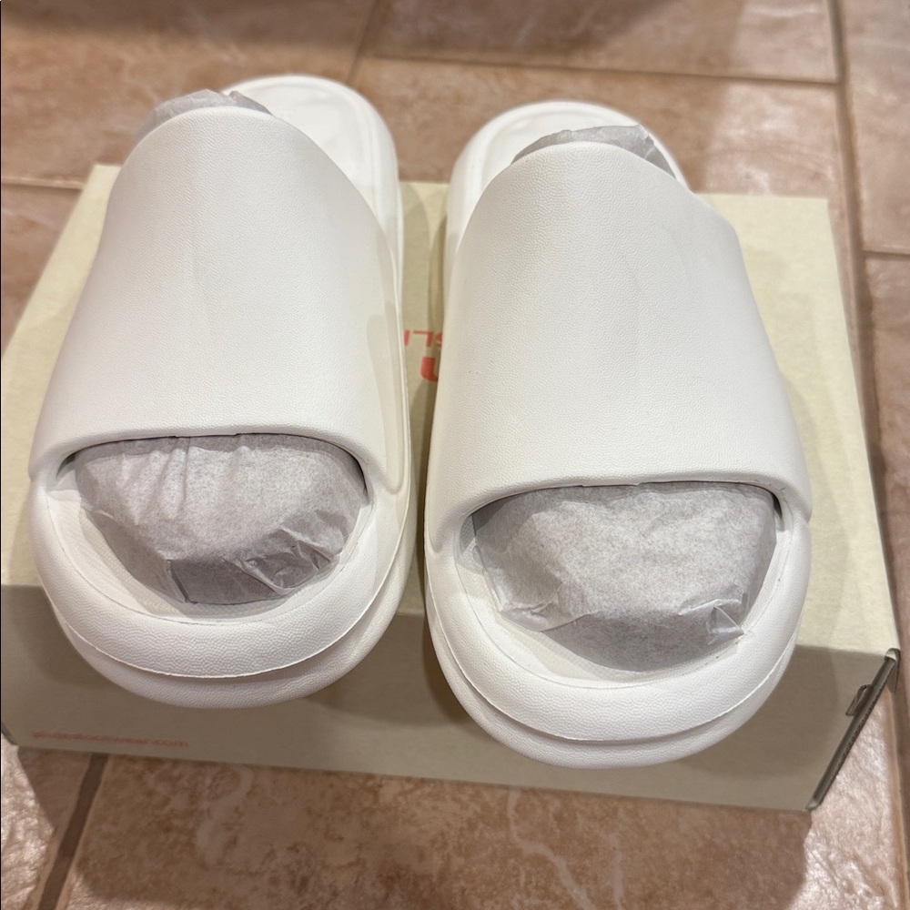 BEACH SLIDES BY J/SLIDES Eva Serene Platform Slide